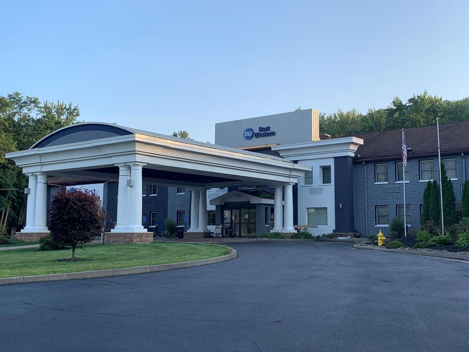 Best Western Owego Inn Exteriér fotografie